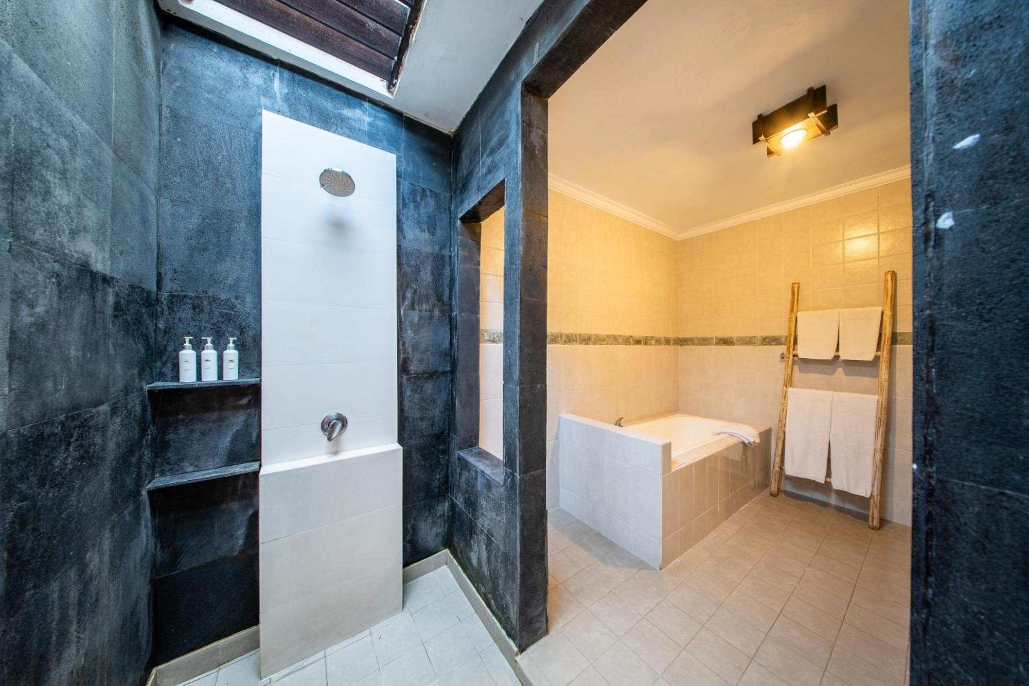 The Tukad Villa Seminyak Eksteriør billede
